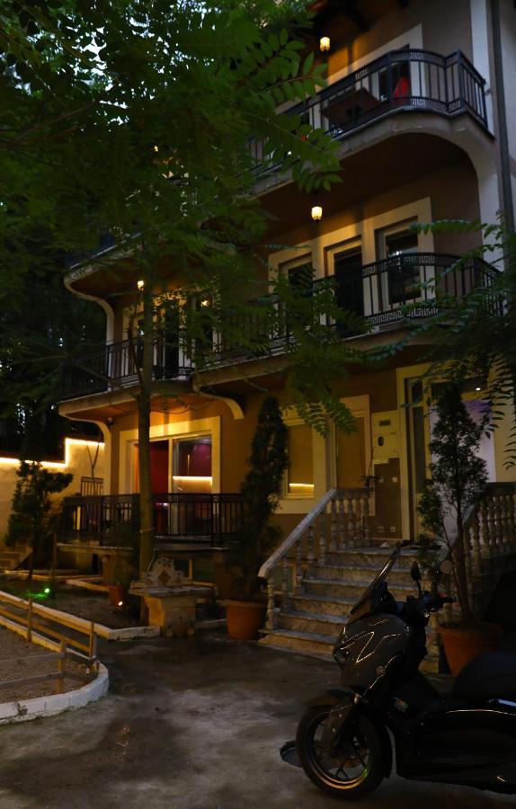 City Park Hostel 프리슈티나 외부 사진