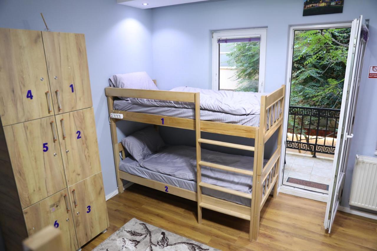 City Park Hostel 프리슈티나 외부 사진